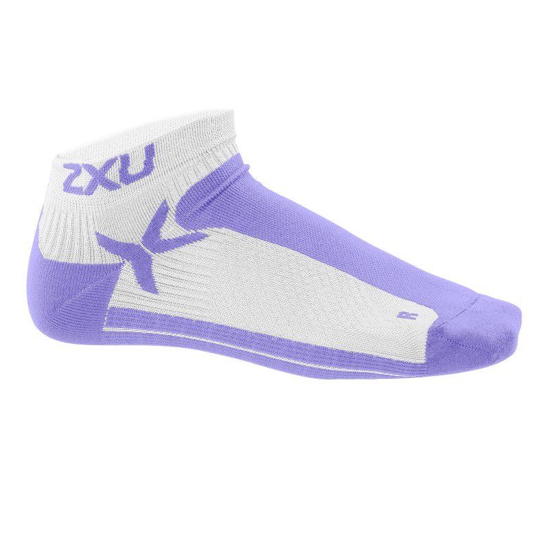 Женские низкие спортивные носки 2XU WQ1904e (белый / аметист)