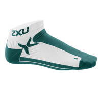 Женские низкие спортивные носки 2XU WQ1904e (белый / лазурный)