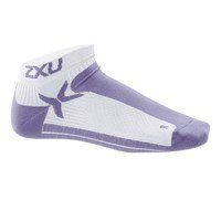 Женские низкие спортивные носки 2XU WQ1904e (белый / лавандовый)
