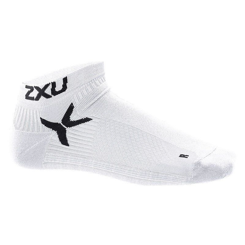 Женские низкие спортивные носки 2XU WQ1904e (белый / чёрный)